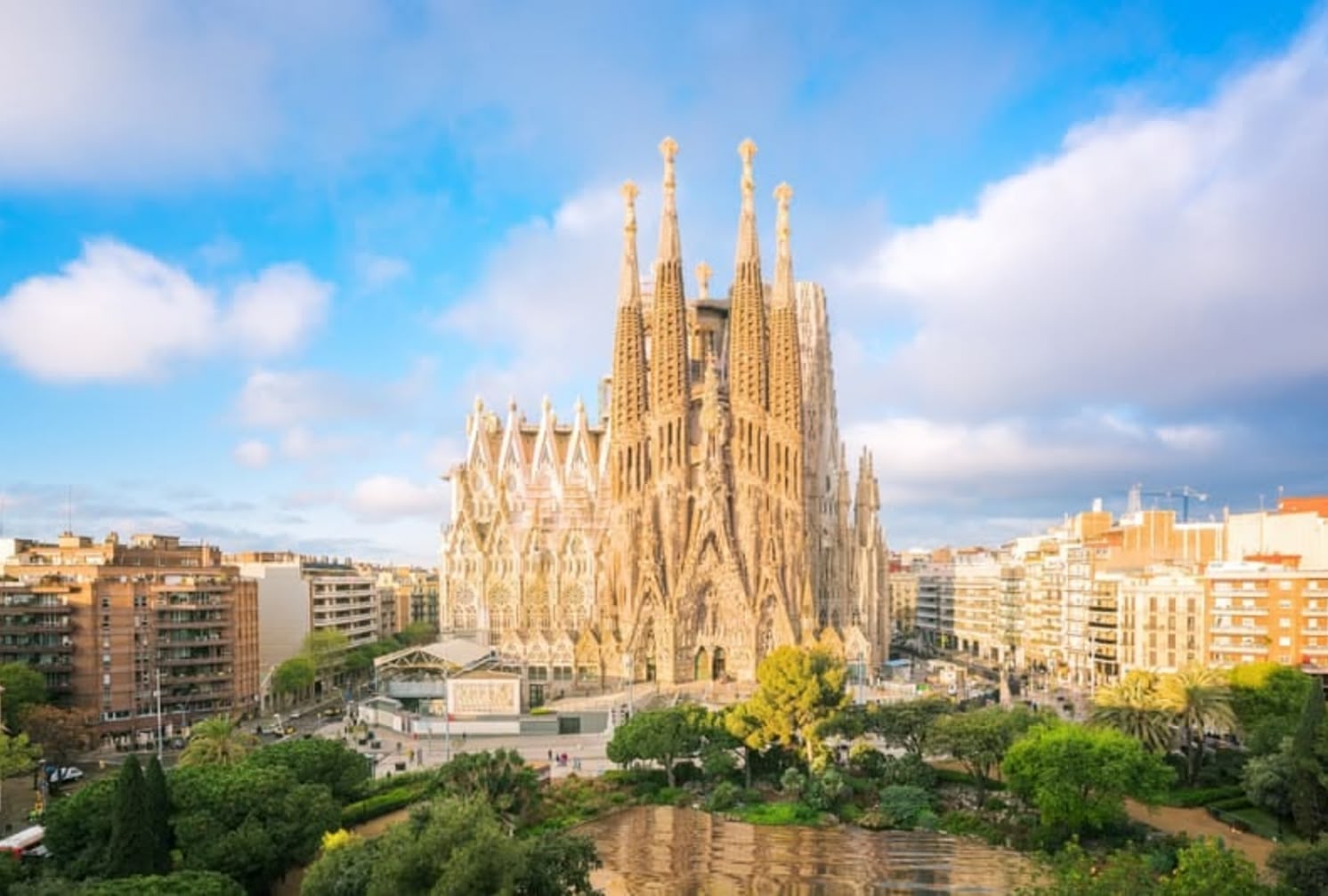 Catedral de la Santa Creu i Santa Eulàlia czyli słynna katedra w Barcelonie